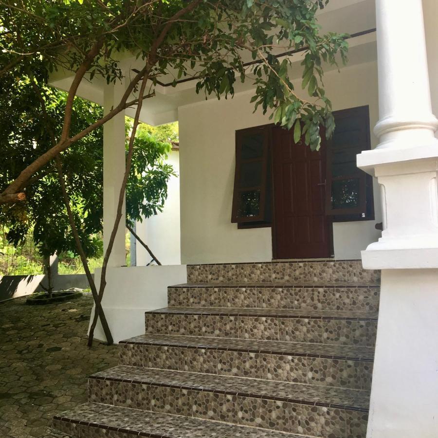 Отель Karimunjannah House Каримунджава Экстерьер фото