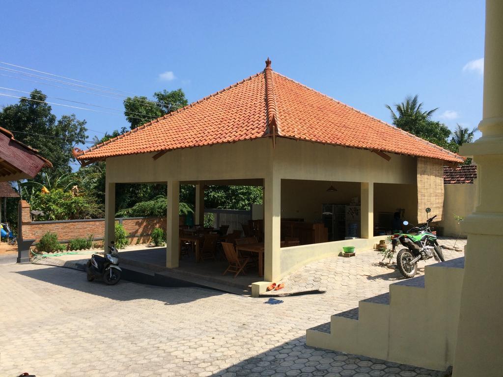 Отель Karimunjannah House Каримунджава Экстерьер фото