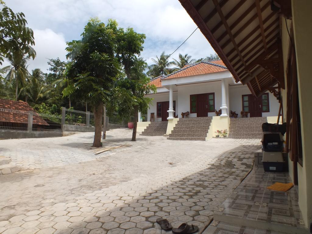 Отель Karimunjannah House Каримунджава Экстерьер фото